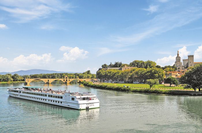 Shore excursions and activities on MS Mistral